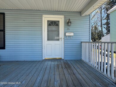 26 Eagle St, Schenectady, NY 12302 - photo 2