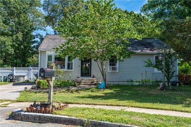 18 Allison Ct, Riverside, RI 02915 - photo 2