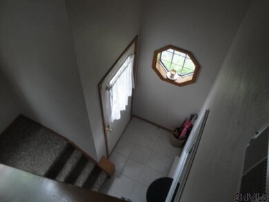 522 Hampton Place Blvd, Troy, NY 12180 - photo 5