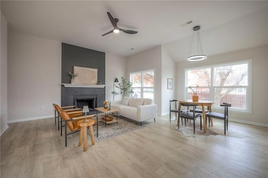 514 N Spruce St, Gardner, KS 66030 - photo 7