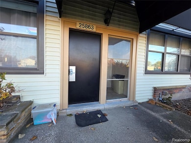 25863 Woodward Ave unit 204, Royal Oak, MI 48067 - photo 4