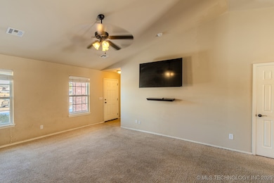 1108 SE 22nd St, Pryor, OK 74361 - photo 4