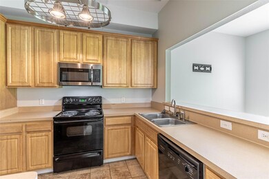 1600 Franklin Ave, Bonham, TX 75418 - photo 3