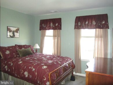 525 Kenan St, Taneytown, MD 21787 - photo 4