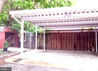 4254 Benning Rd NE, Washington, DC 20019 - photo 5