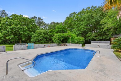 13217 Three Oaks Dr, Moss Point, MS 39562 - photo 4