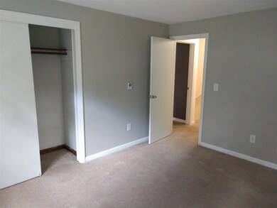 106 Granite St, Londonderry, NH 03053 - photo 5