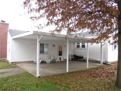 1623 N E St, Elwood, IN 46036 - photo 2
