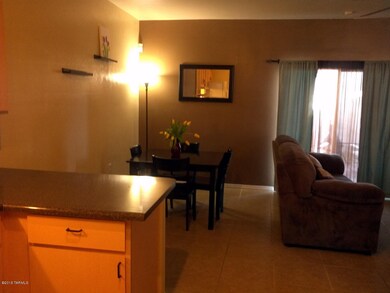 1 Dining Area_2052 W