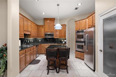 2806 Leslie St, Edinburg, TX 78539 - photo 7