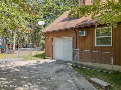 153 Segatti Cir, Bushkill, PA 18324 - photo 7