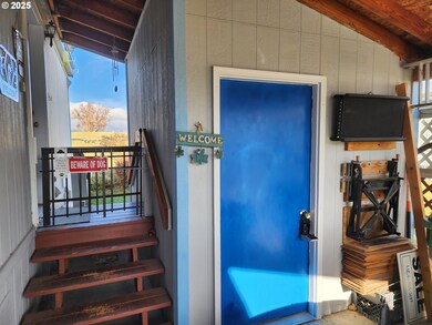 313 12th St unit 4, La Grande, OR 97850 - photo 5