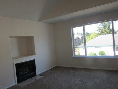 1817 SE 19th St, Lincoln City, OR 97367 - photo 6