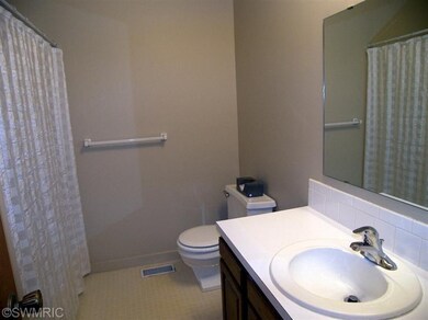 312 Bona Vista Dr NW unit 50, Grand Rapids, MI 49504 - photo 6