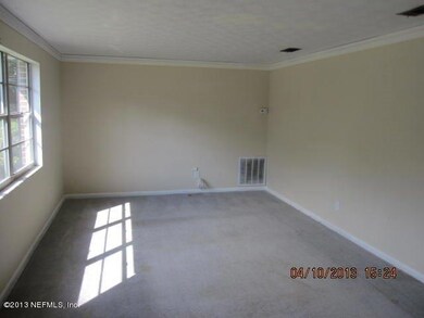 2649 Elisa Dr W, Jacksonville, FL 32216 - photo 2