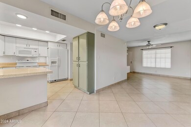 04-Dining Area