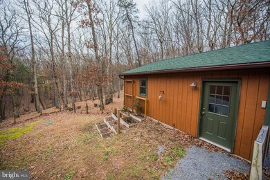 290 Moss Ln, Great Cacapon, WV 25422 - photo 7