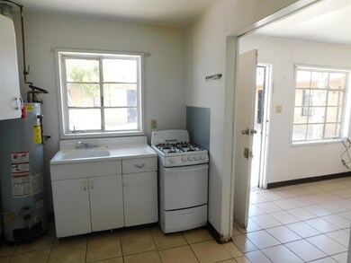 3612 Lincoln Ave, El Paso, TX 79930 - photo 6