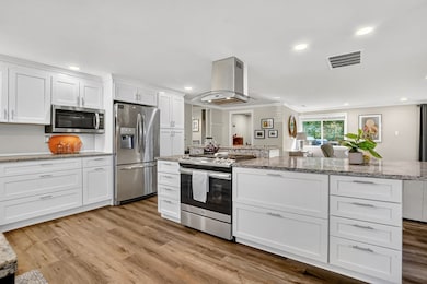 37 Captain Rd, Longmeadow, MA 01106 - photo 3