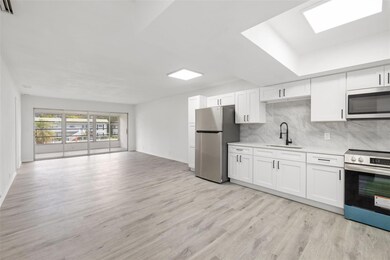 1433 S Belcher Rd unit A8, Clearwater, FL 33764 - photo 3