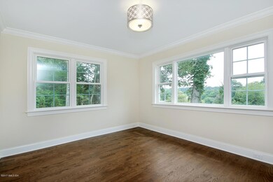 30 Cognewaugh Rd, Cos Cob, CT 06807 - photo 4