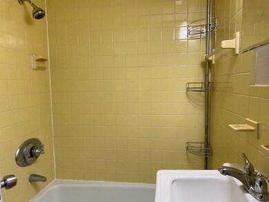 636 Main St unit B, Woburn, MA 01801 - photo 7