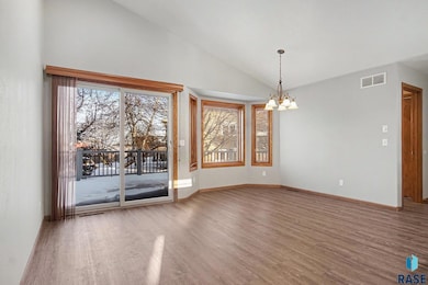 301 E Christensen Dr, Luverne, MN 56156 - photo 7