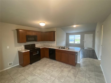 962 Ethan James St, Elkins, AR 72727 - photo 4