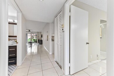 15451 Pembridge Dr unit 207, Delray Beach, FL 33484 - photo 3