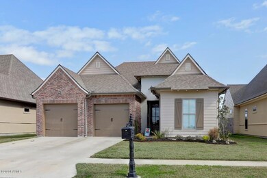 123 San Sebastian Dr, Youngsville, LA 70592 - photo 2