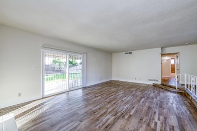 4852 E Gettysburg Ave, Fresno, CA 93726 - photo 7