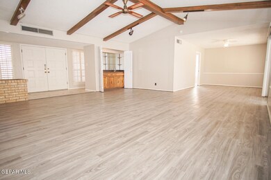 10800 La Subida Dr, El Paso, TX 79935 - photo 6