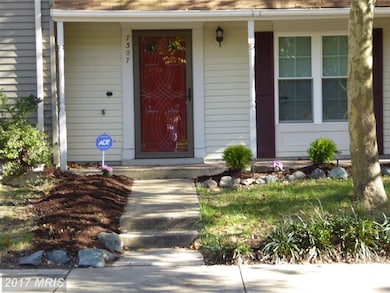 7307 Sheila Ln, Clinton, MD 20735 - photo 2