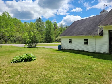 119 Hill Rd, Dummer, NH 03588 - photo 4