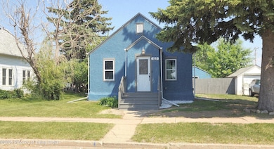 123 3rd Street N, Richardton, ND