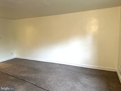 4934 Wynnefield Ave unit 2, Philadelphia, PA 19131 - photo 2