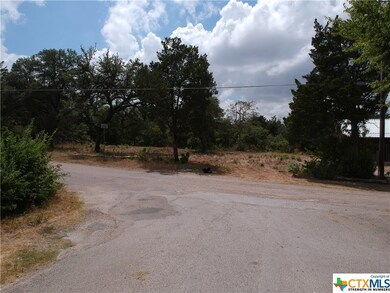 911 Park Lake, Other, TX 76630 - photo 4