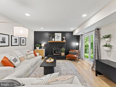 8923 Triple Ridge Rd, Fairfax Station, VA 22039 - photo 6