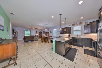 1606 Cabbage Key Dr, Ruskin, FL 33570 - photo 5