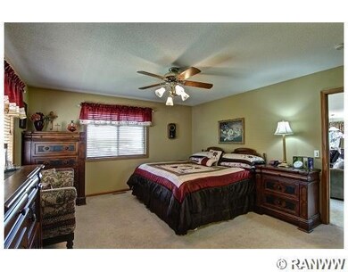 2925 Old Orchard Rd, Eau Claire, WI 54703 - photo 6