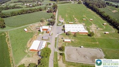 5727 Youngs Hill Rd, Easton, PA 18040 - photo 3