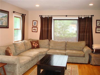 17 Rex St, Greenwich, CT 06831 - photo 4