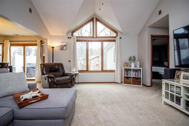 7322 Maeve Dr, Fort Wayne, IN 46835 - photo 6