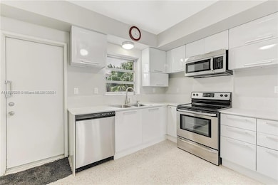 260 SW 31st Ct unit 1, Miami, FL 33135 - photo 7