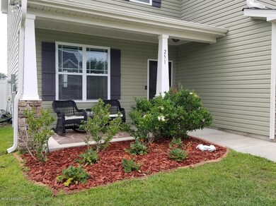 251coverd porch