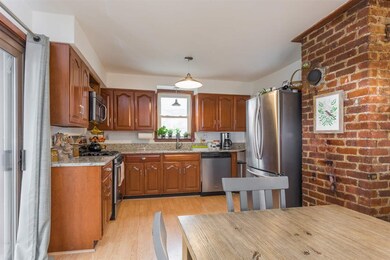 690 Kearsarge Way, Portsmouth, NH 03801 - photo 4