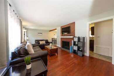 45 Edgewood Ave, Nashua, NH 03064 - photo 7