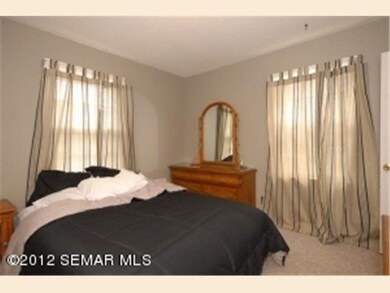 1402 9th St NE, Rochester, MN 55906 - photo 4