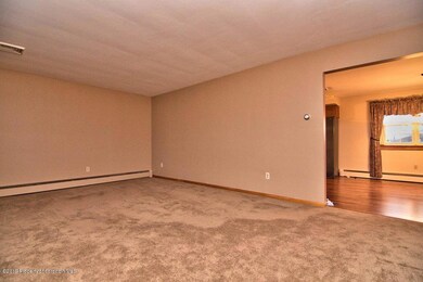 1006 Watkins St, Taylor, PA 18517 - photo 6