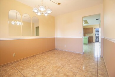 4742 Azalea Dr unit 203, New Port Richey, FL 34652 - photo 5